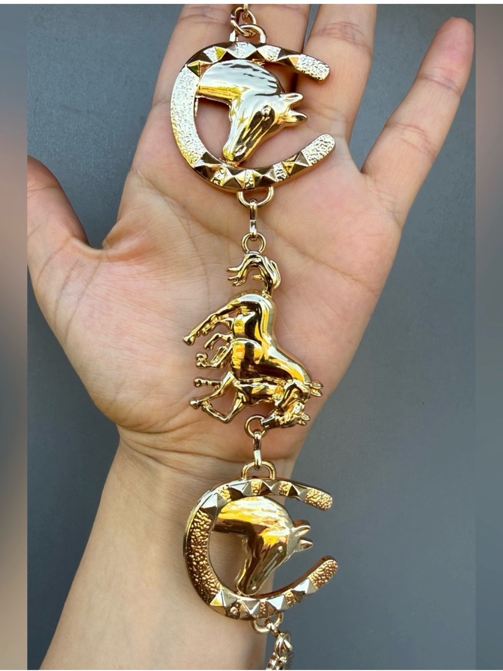 Dramatic Gold Back Necklace - Picture 6 of 6